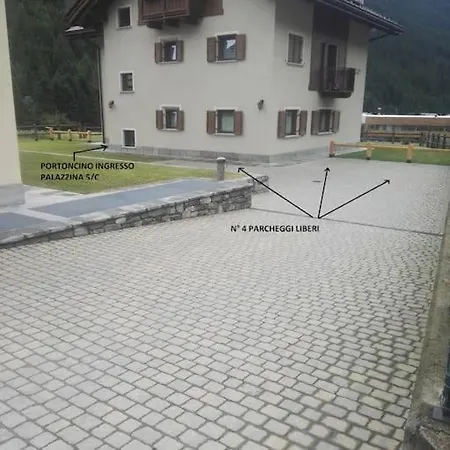 Bormio Apartment, Terme E Sci A 5 Min. Di Auto Apartman